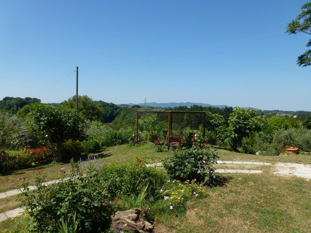 Agriturismo Poggio Al Tesoro Crespina ภายนอก รูปภาพ