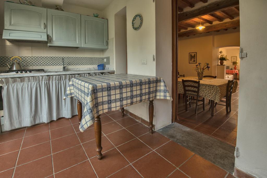 Agriturismo Poggio Al Tesoro Crespina ภายนอก รูปภาพ