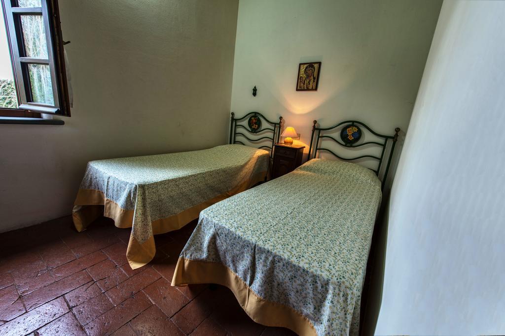 Agriturismo Poggio Al Tesoro Crespina ภายนอก รูปภาพ