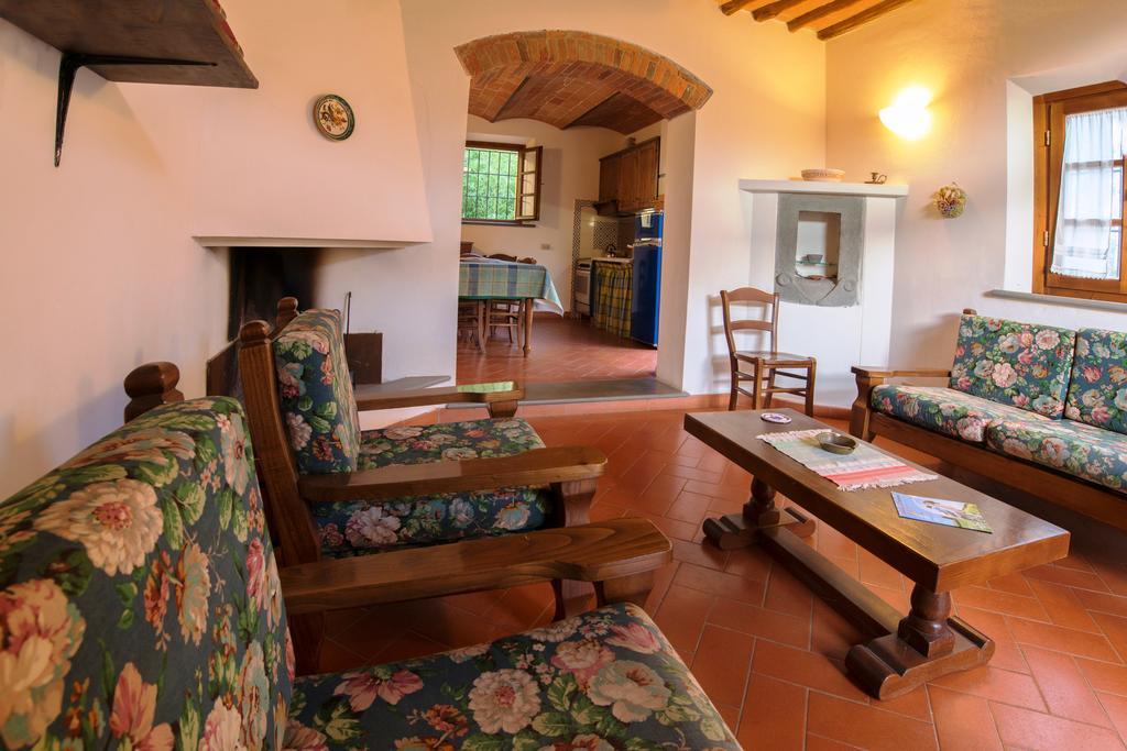 Agriturismo Poggio Al Tesoro Crespina ภายนอก รูปภาพ
